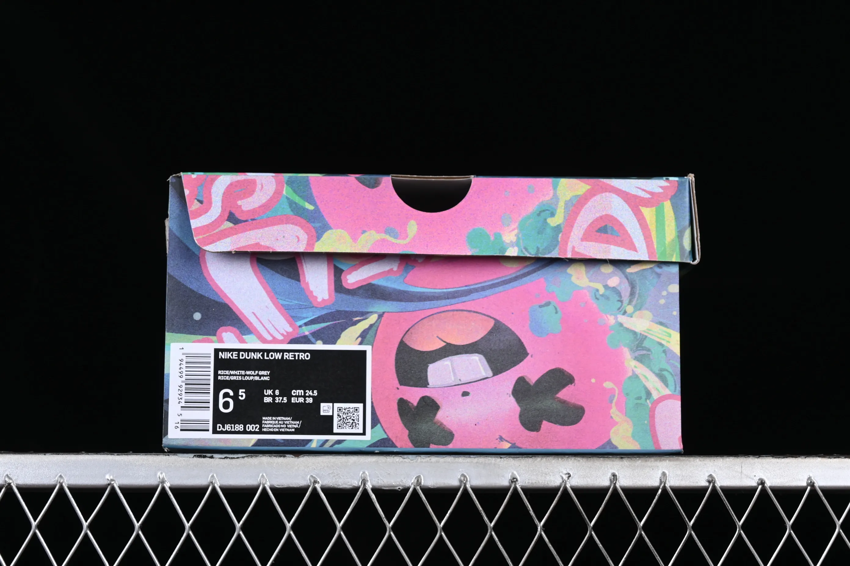 All categories Nk SB Dunk series Nk SB Dunk Low low-top sneakers Nk Dunk Low Panda Prank-Love Cashew Flower SB strap casual sneakers DJ6188-002